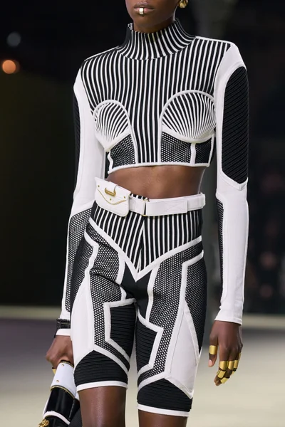 Look 225